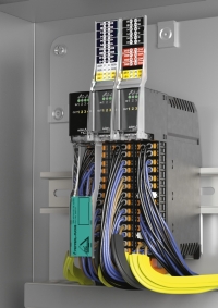De AS-i-modules van de KE5-serie besparen enorm veel plaats in schakelkasten en junction boxes.