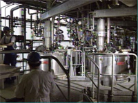 Les entreprises pharmaceutiques automatisent les processus de production.